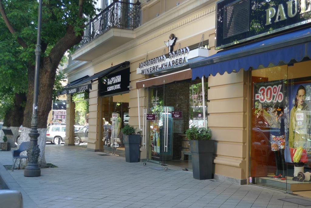 Apartamento Helen'S House Batumi Exterior foto